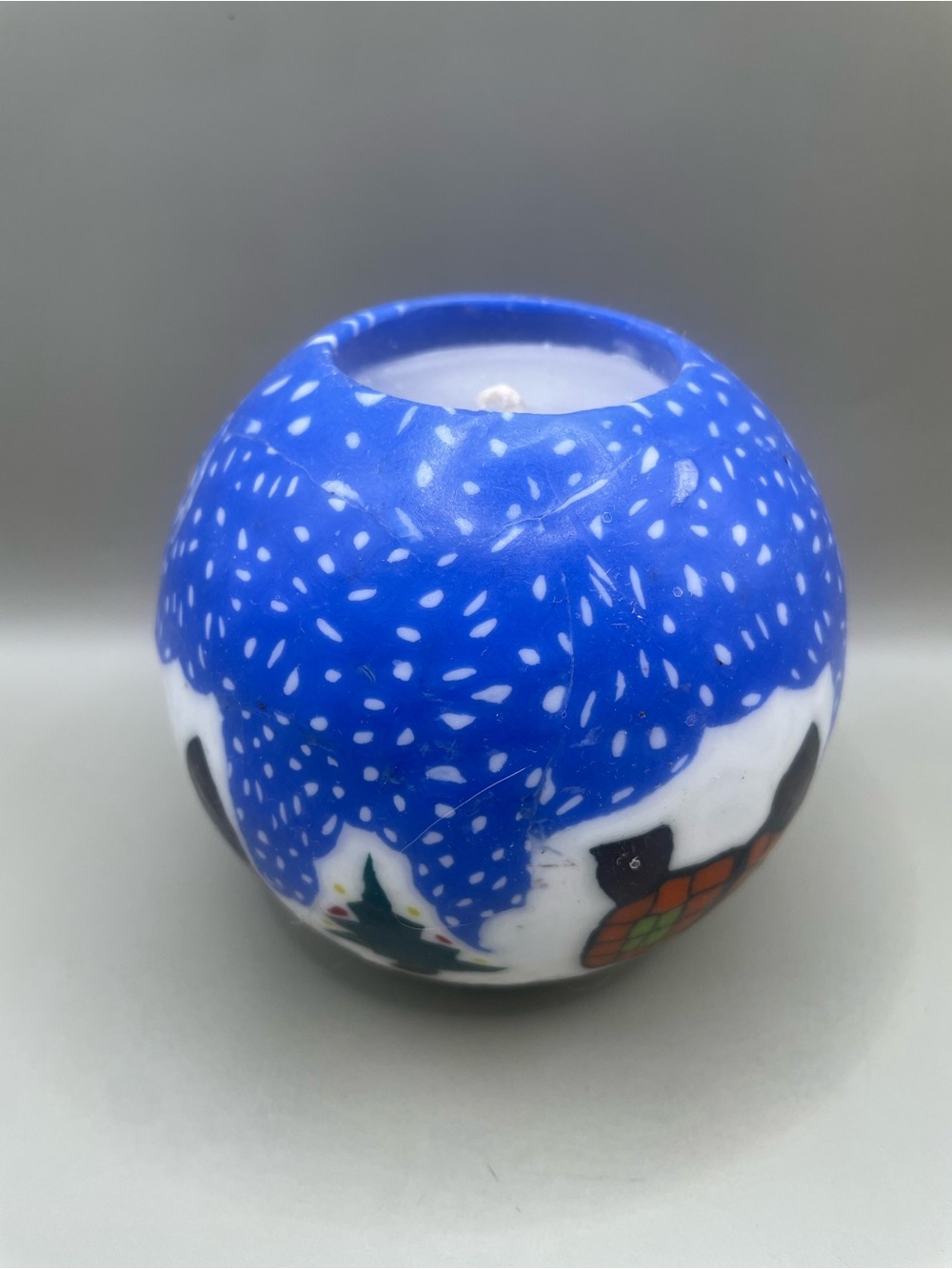 Vintage Round Ball Glowing 3.75” Candle Winter Christmas Trees Holidays Snow